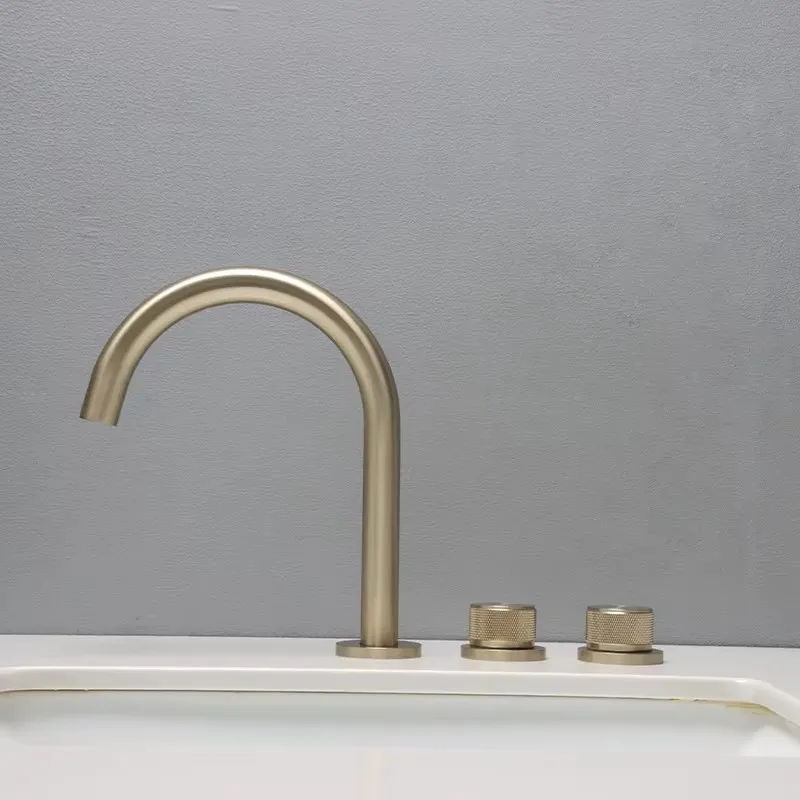 Widespead Basin Faucet Mixer Hot and Cold Black Bathroom Faucet Brass 8 inch Basin Faucet 3 Hole Sink faucet Lavotory Tap