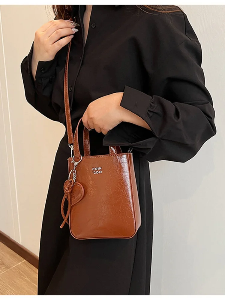 Модные модные новые женские сумки, индийская масляная восковая кожа, высококачественная сумка для любви, универсальная сумка-мессенджер на одно плечо в западном стиле