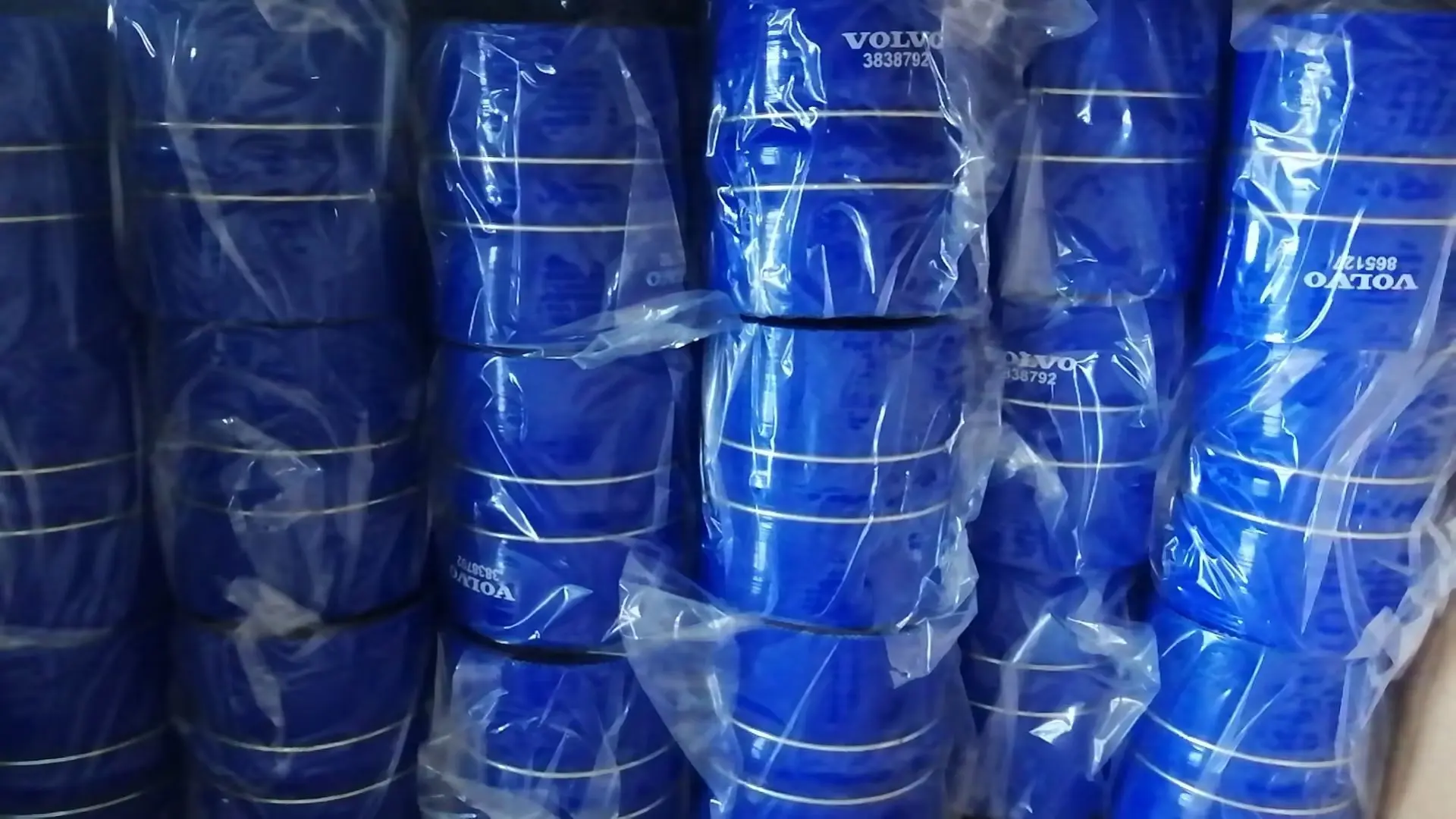 

Silicone Charge Air Hose 3838792 FOR VOLVOL TAD1640 TAD1641 TAD1642 TWD1643