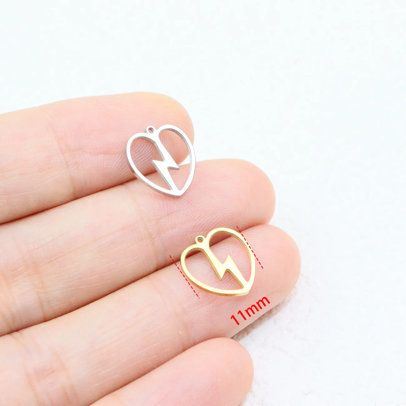 10pcs  Stainless Steel Shiny Jewelry Lightning Charms Pendant DIY Handcraft PVD Plated Waterproof Antiallergic