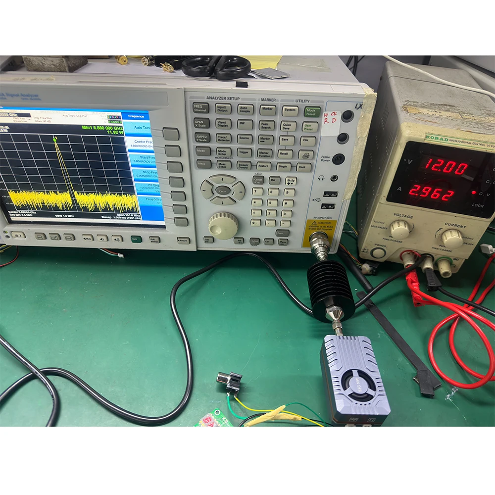 

Беспроводной видеопередатчик 5.8G 10W VTX PRO SK-VTX11 80CH с поддержкой OSD и регулировкой параметров, 7-36В DC, для FPV-дронов