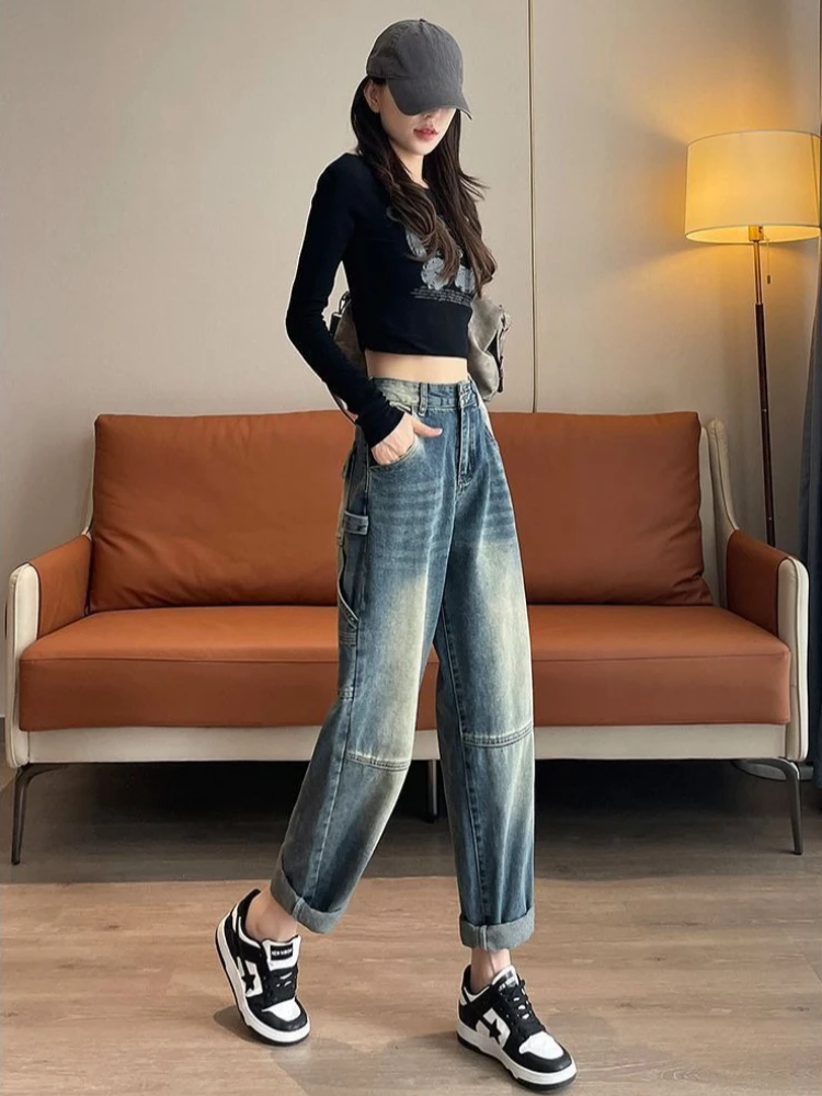 Ladies Vintage Denim Pants High Waist Relaxed Fit Figure Flattering Harem Style Spring 2026 Trendy Jeans