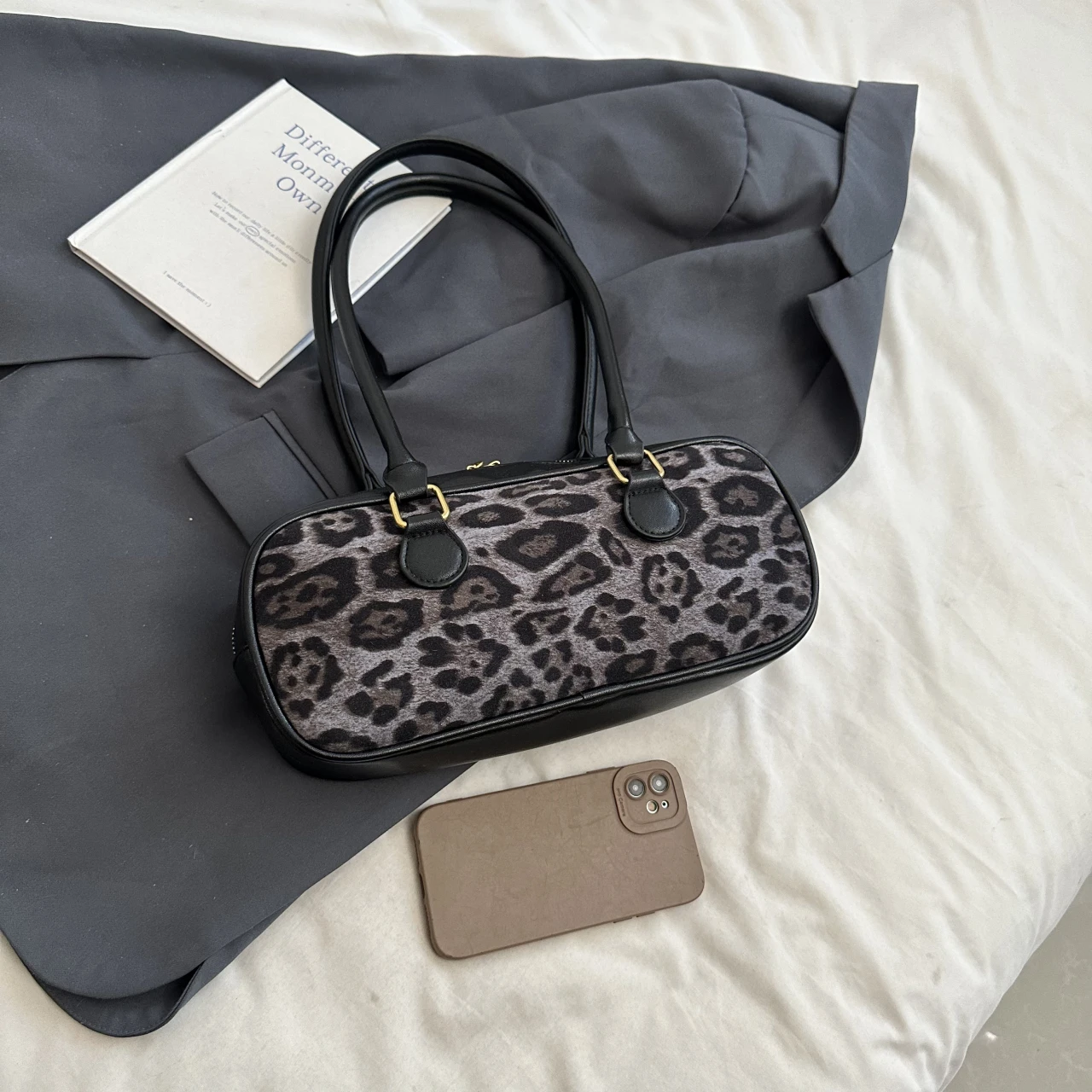 Bolso de hombro Retro con estampado de leopardo, bolso de mano de cuero nobuk de gran capacidad para axila, bolso de viaje marrón y negro, bolso de mano de diseñador para mujer