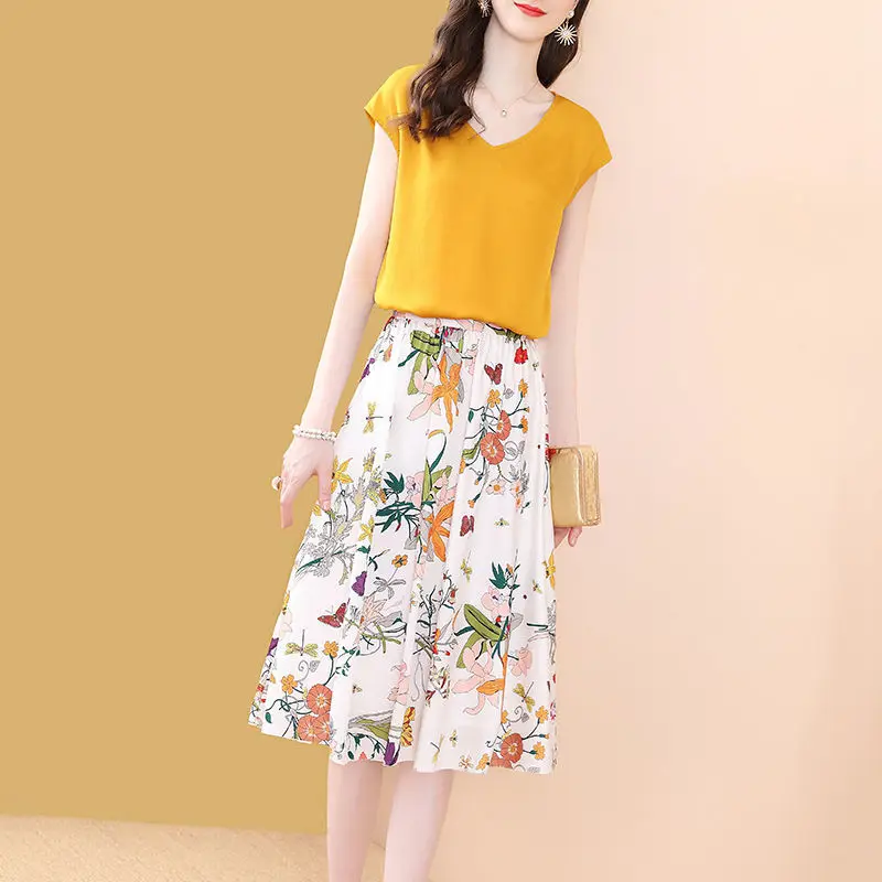 Retro Elegant 2 Piece Dress Set Women T-shirt Top + A-Line Floral Skirts Suit Two Piece Sets Office Lady Clothing Summer New2022