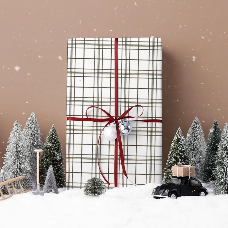 gold Advanced grid wrapping paper - 43cm x 3m, modern minimalist design, elegant and sophisticated wrapping paper, durable paper