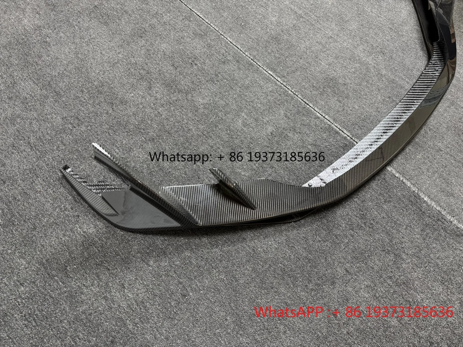 Hochwertiger Auto-Stoßstangentrenner, geeignet für die Frontlippe aus Kohlefaser im Audi R8-Kappenstil