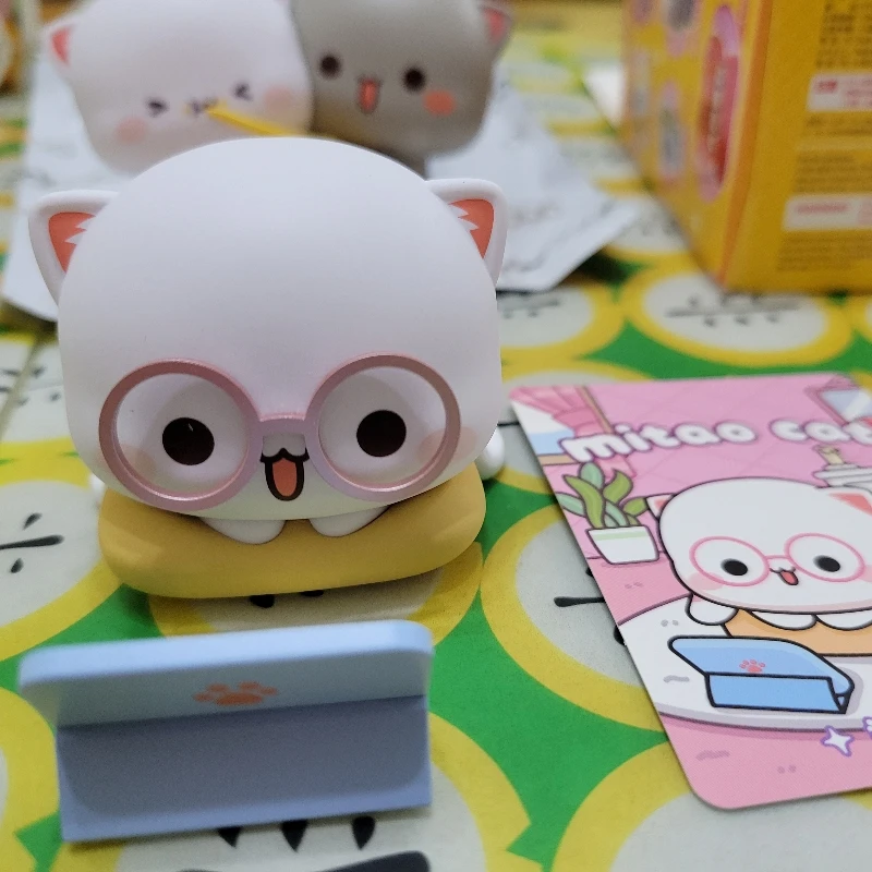 New Love Is Like A Peach Series Blind Box Mitao Cat 4 Toy Figures Action Mystery Box Surprise Cute Model Doll Birthday Gift Girl