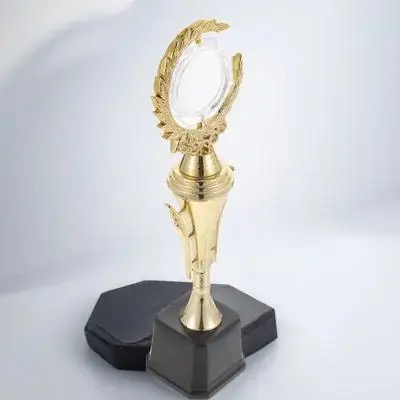 

1pc Gold Award Olive Branch Children Trophy Cup Design Plastic Golden Favors Competition Supplies School Events