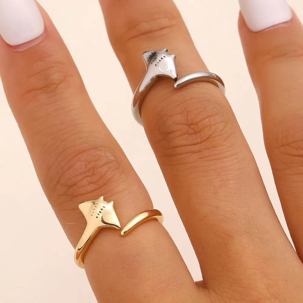 New Creative Personality Devilfish Ocean Manta Ray Fish Opening Rings for Women Simple Stainless Steel Jewelry Accessories Gifts