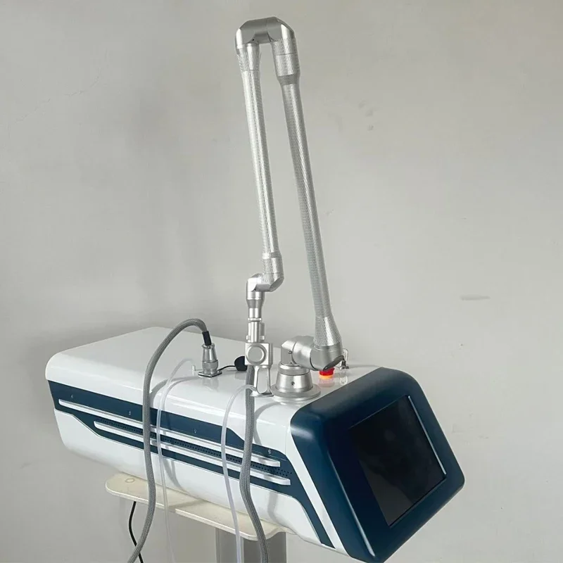 Desktop CO2 Rejuvenation Firming Acne Removal Diminishing and Fine Line Beauty Salon Use