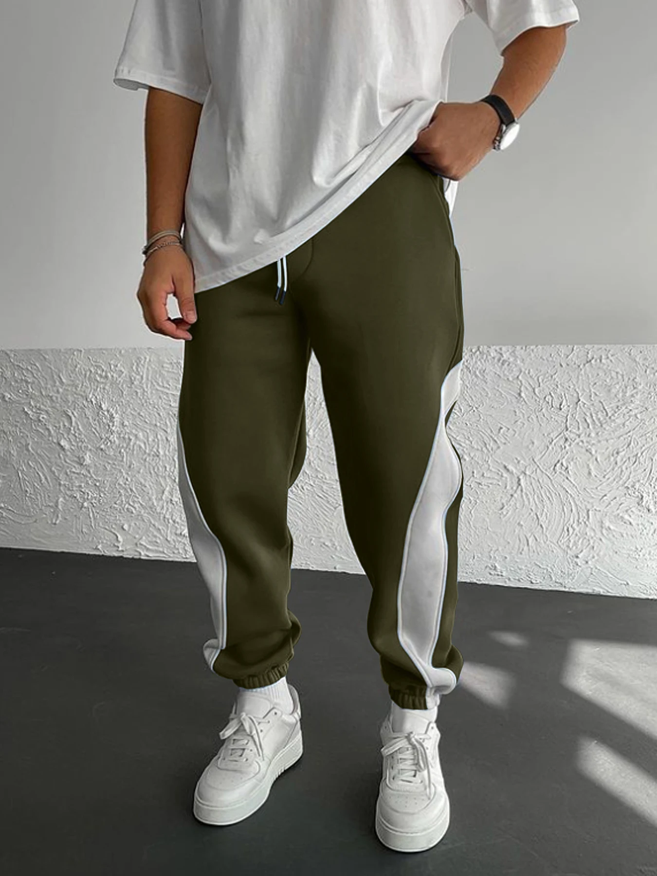 Men\'s casual sports color pants spring and autumn jogging pants