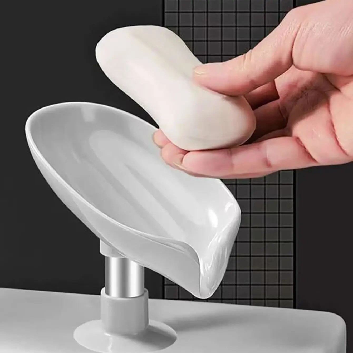 1/2PCS Soap Holder Leaf Shape Soap Tray Bathroom Shower Drain Soap Dish Soap Storage Container For Kitchen Bathroom Accessories