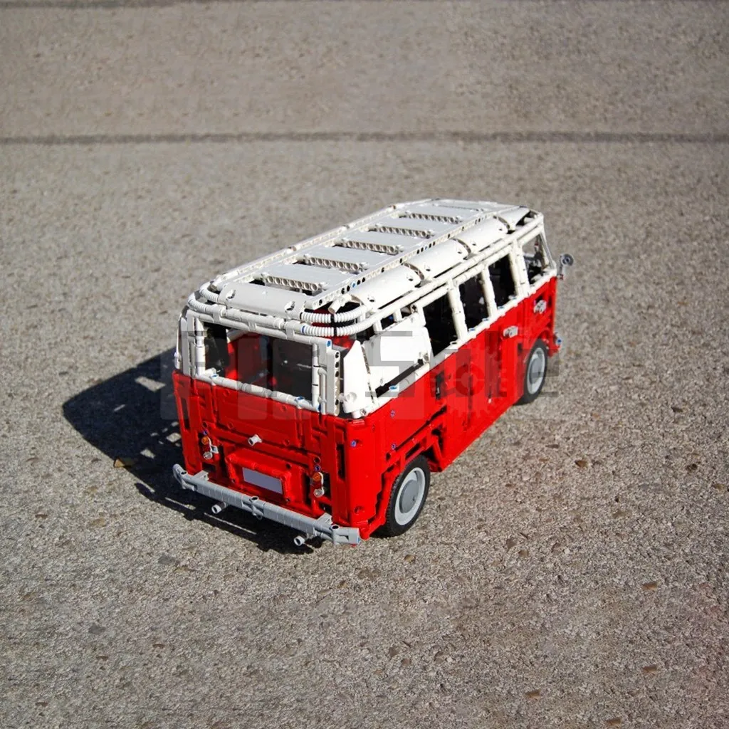 MOC-5168 Volkswagen Type 2 T1 Bus RC by Sheepo Building Block Model Spliced Electric Toy Puzzle Kids Gift