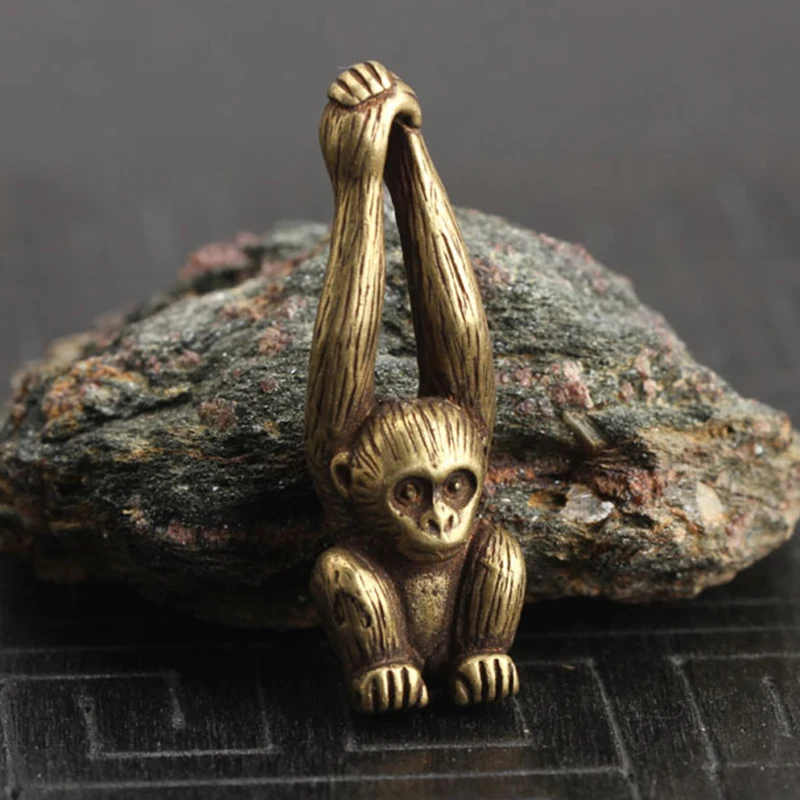 

Convenient Monkey Ornament Animal Figurine Mini Statue Vintage Vivid Antique Brass Craft Decoration Desk Display