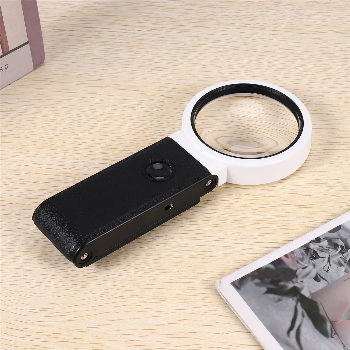 

A06K Увеличительное стекло с подсветкой и подставкой, портативная регулируемая складная лупа без помощи рук 6X 25X со светодиодной подсветкой