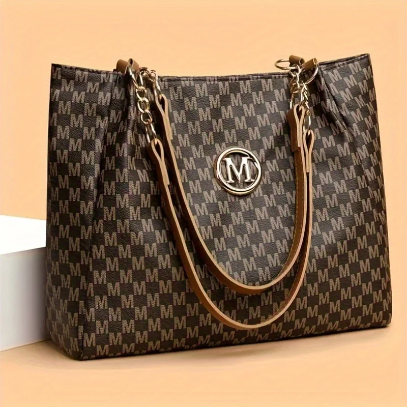 

Slim Urban Female Bag for City Commuters Compact Crossbody Shoulder Bag for Efficient Metro Travel