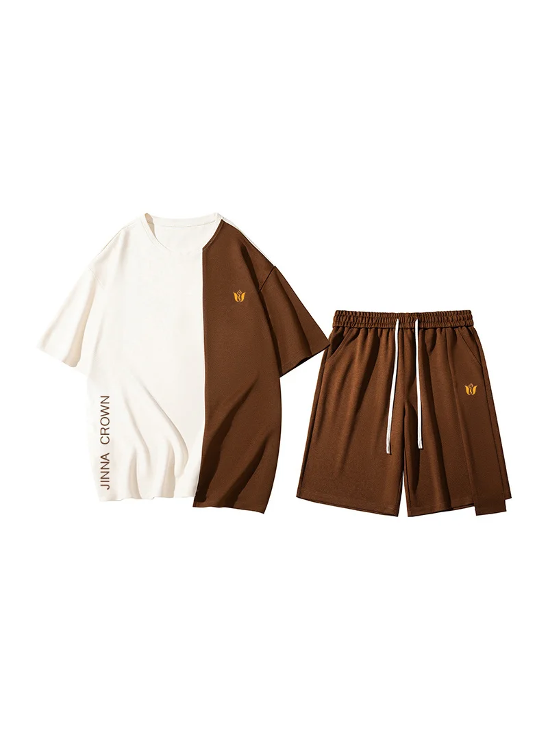 

Комплект из двух предметов: футболка с коротким рукавом из чистого хлопка в стиле колор-блок и шорты. Летний тонкий повседневный свободный спортивный костюм с круглым вырезом.