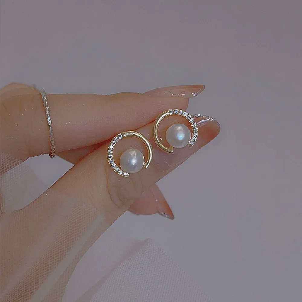 الكورية رائعة 925 فضة تألق مايكرو مطعمة الزركون قوس على شكل اللؤلؤ وأقراط للنساء العصرية مجوهرات Charm #4