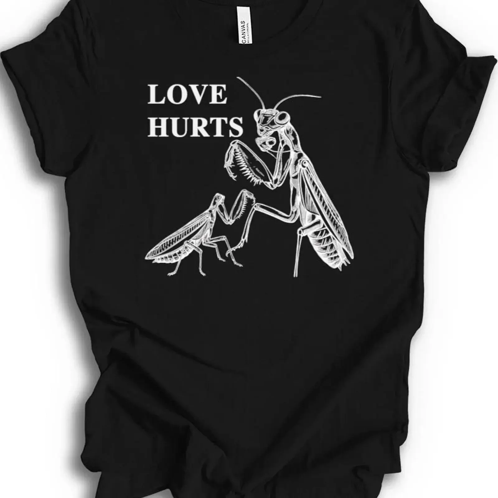 Love Hurts Praying Mantis Dark Humor Retro Insect T shirt vintage Washed fashion Breathable Casual Top For Everyday Wear