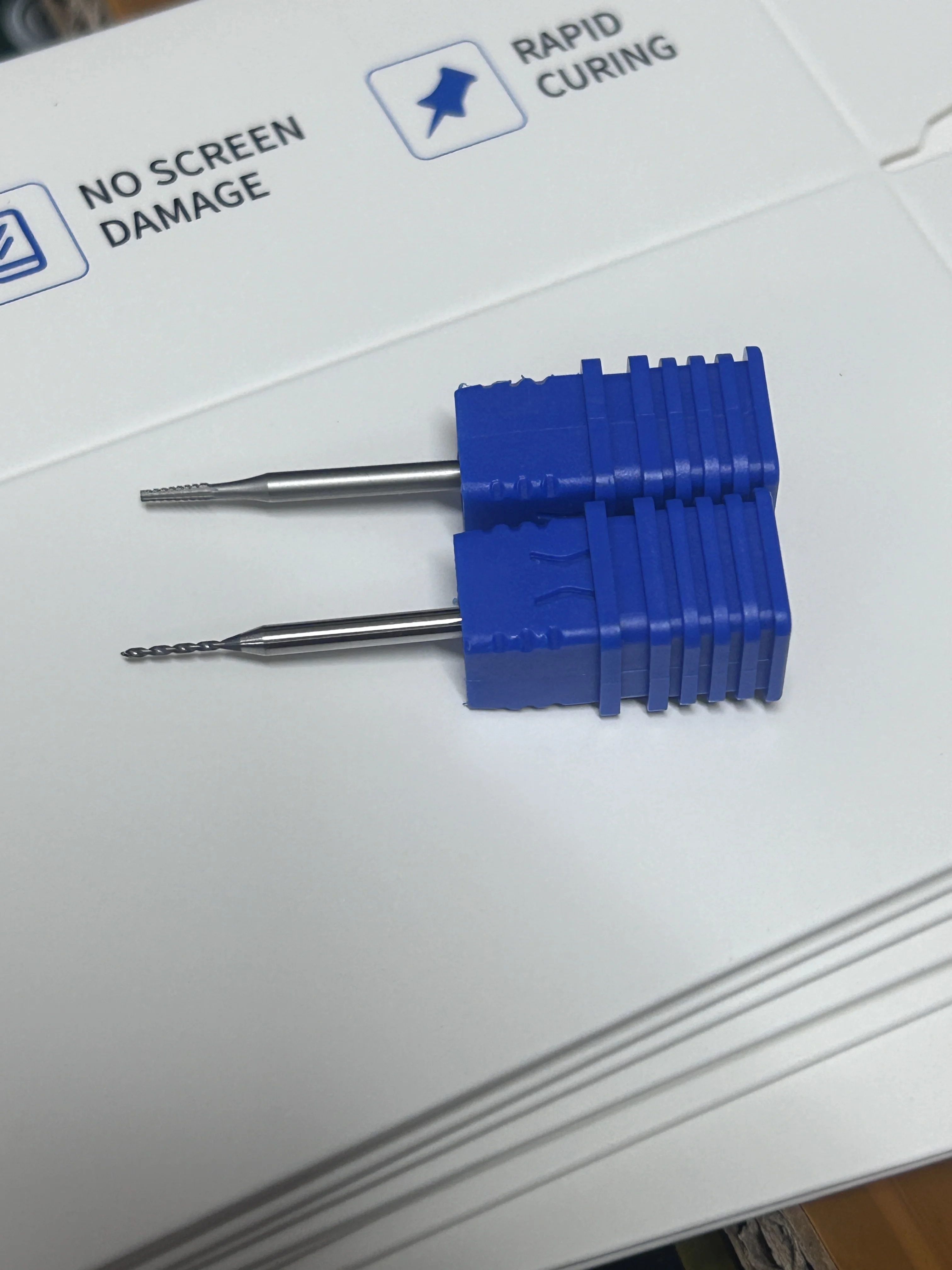 

Пирсинг и скользящее сверло из сплава, набор из двух частей винтов с скользящей резьбой для инструментов для ремонта мобильных телефонов