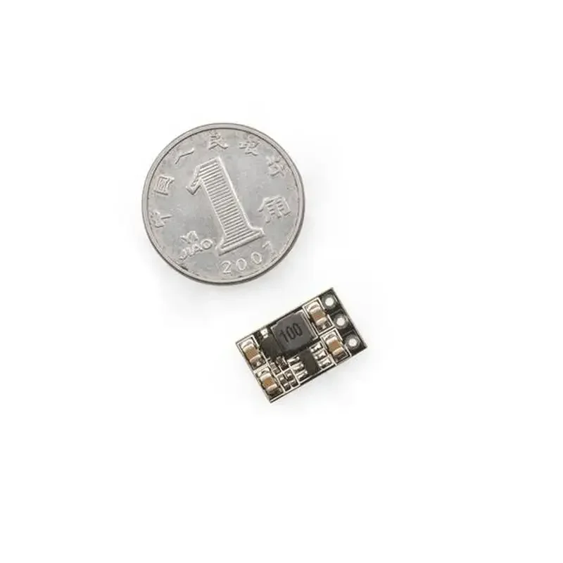 Modulo micro di alimentazione regolatore booster di tensione DC-DC da 3,7 V a 5 V