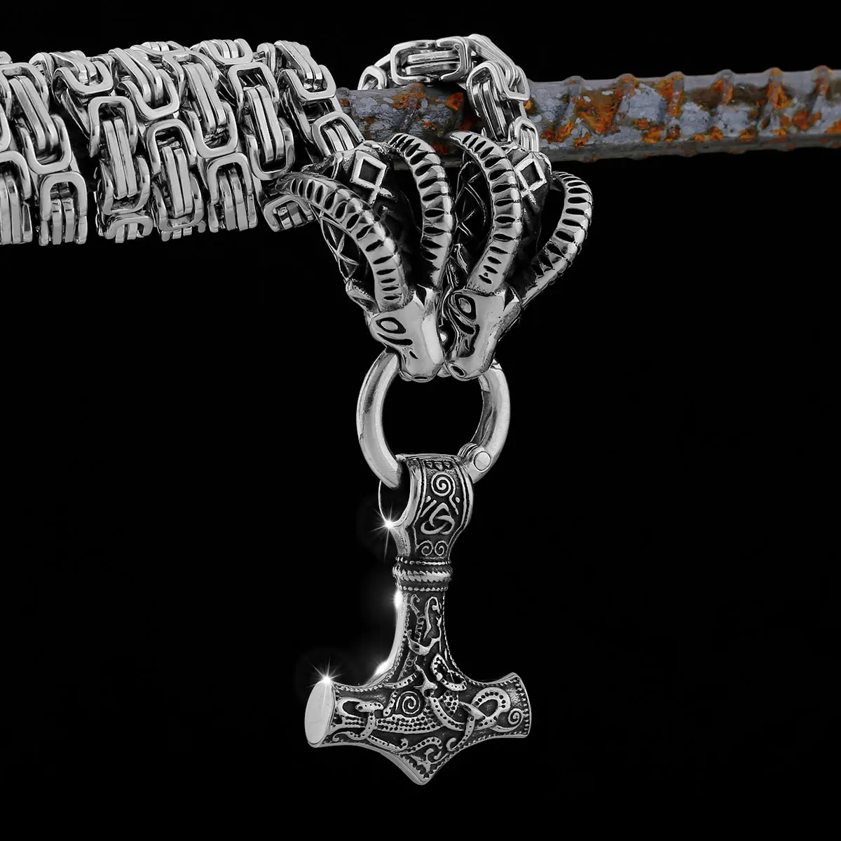 

Popular Stainless Steel Thor's Hammer Animal Retro Viking Necklace Nordic Men's Valknut Amulet Pendant Jewelry Punk Charm Chain