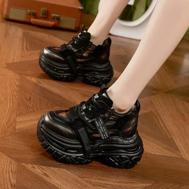 

Новые осенние дышащие повседневные кроссовки на толстой подошве, роскошные женские кожаные кроссовки на массивной платформе 9 см, спортивные кроссовки Ulzzang в стиле Dad Shoes