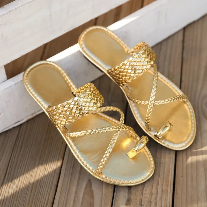 

Fashion Women's Gold Buckle Pointed Toe Flat Sandals Summer Beach Slippers Casual ShoesLightweight Outdoor Slippers Slides Women