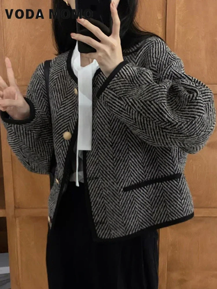 

Temperament Retro Striped Fashion Jacket 2023 Coat Women O-neck Long Sleeve Cropped Tops Single Breasting Loose Korean Elegant