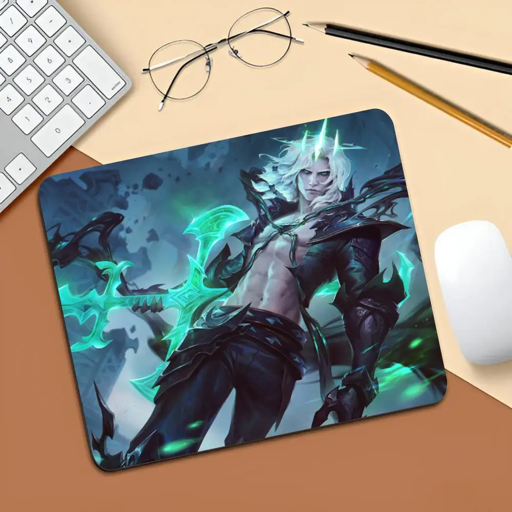 Viego Viktor Vladimir Mouse Pad Gaming Laptops Keyboard Mat Deskmat Pc Accessories Desk Protector Mousepad Gamer Mats Anime Maus