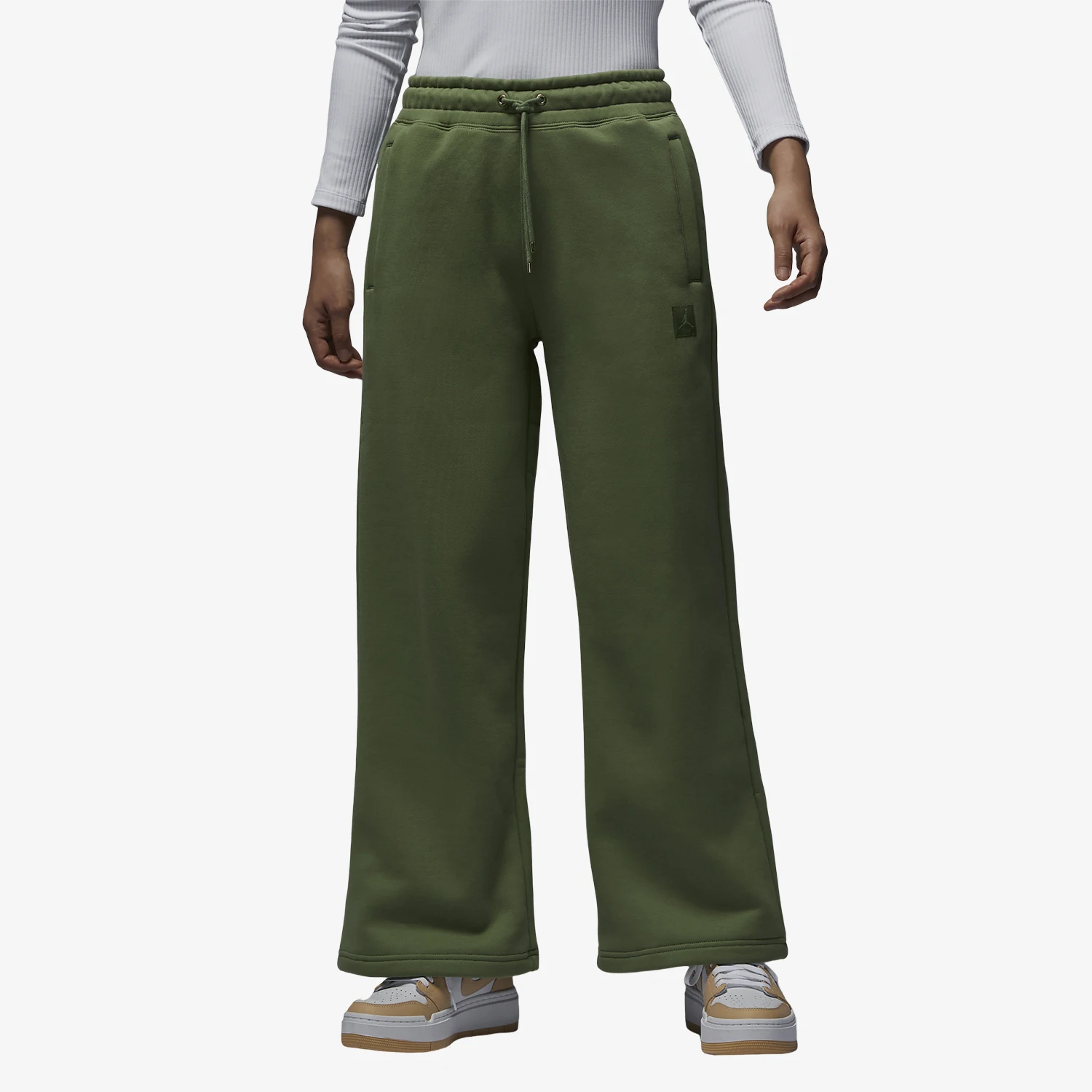 

Nike Genuine Jordan Women's Fleece Wide-Leg Pants FD7225-340