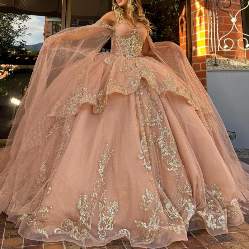 

Pink Shiny Ball Gown Quinceanera Dresses Off The Shoulder Gold Applique Lace Beads Tull Party Birthday Sweet 16 Dress Vestidos