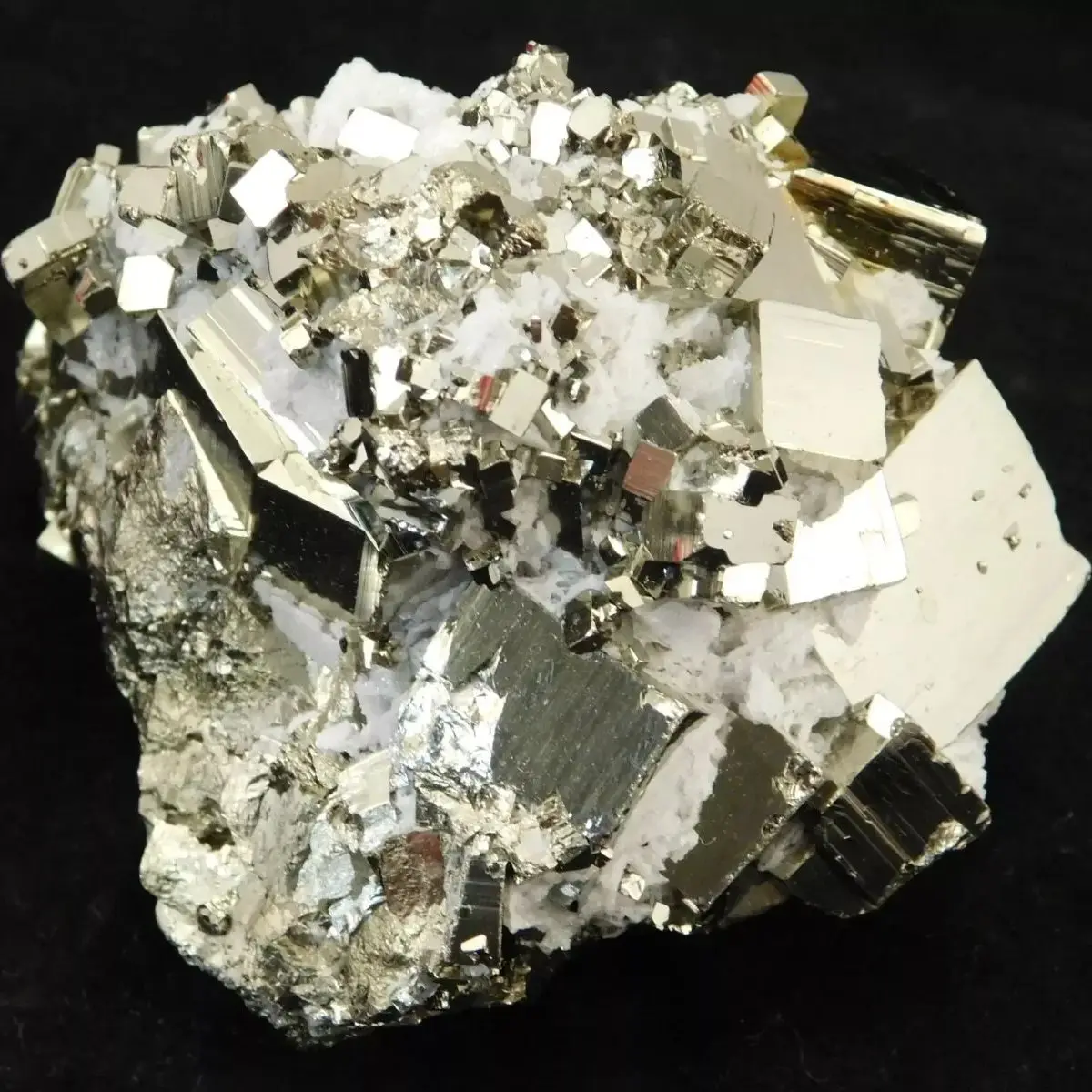 

Huge! Pyrite crystal cube clusters with Sphalerite and quartz