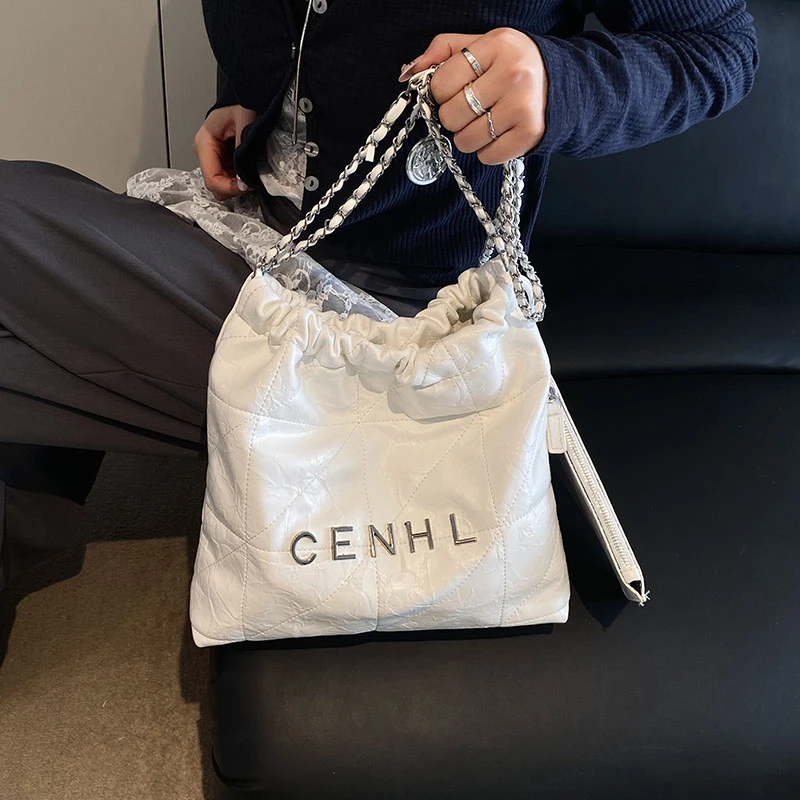 حقيبة كروس كلاسيكية فاخرة عبر الجسم من الجلد الفاخر مع تصميم حروف باريس ومحفظة نسائية عصرية بسيطة