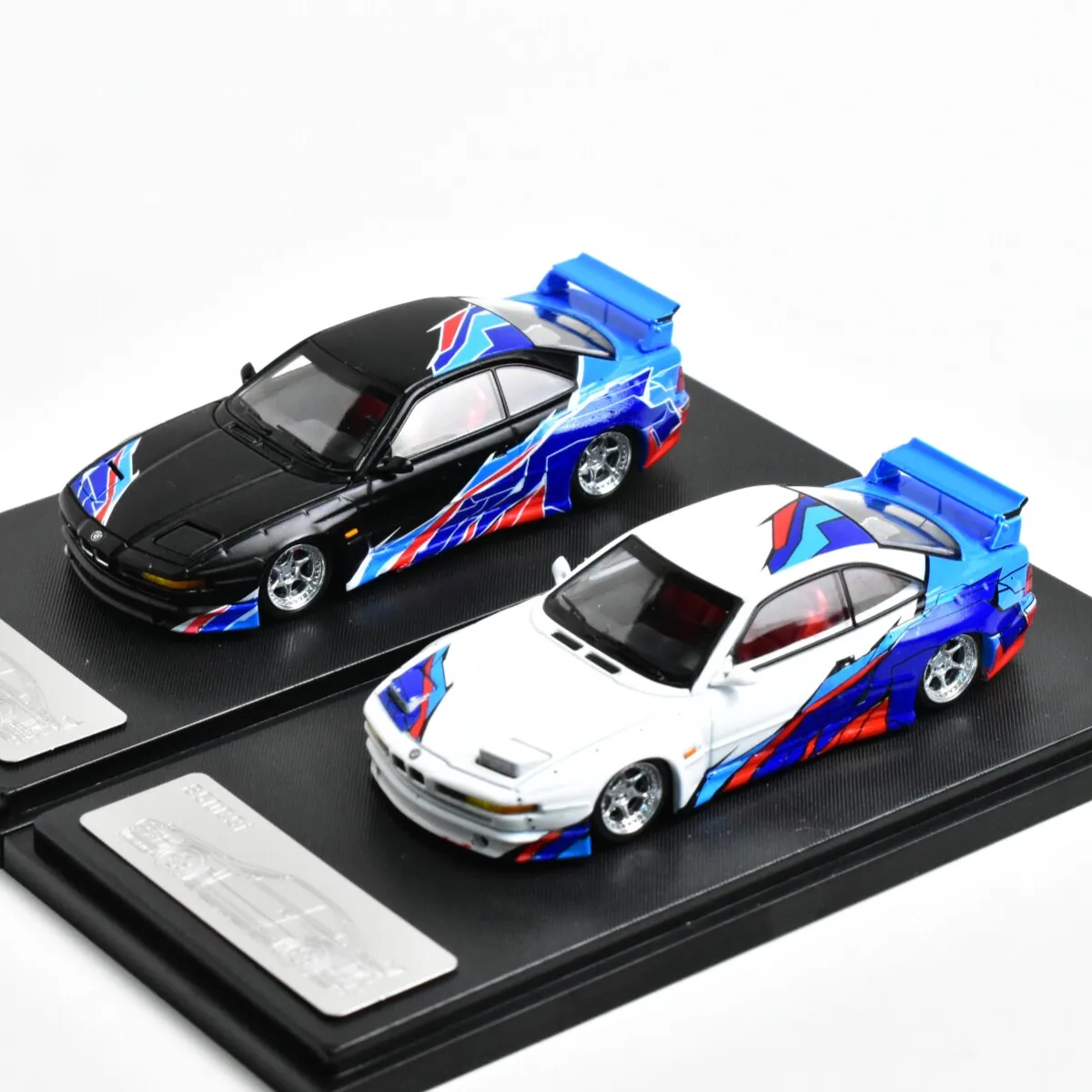 

RM 1:64 850CSi E31 Diecast Model Car