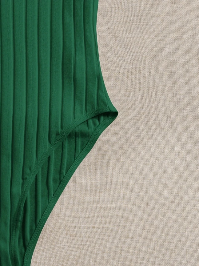 새로운 반팔 슬림핏 V넥 티셔츠, 섹시하고 다재다능한 슬리밍 베이스, 타이트 핏 점프수트