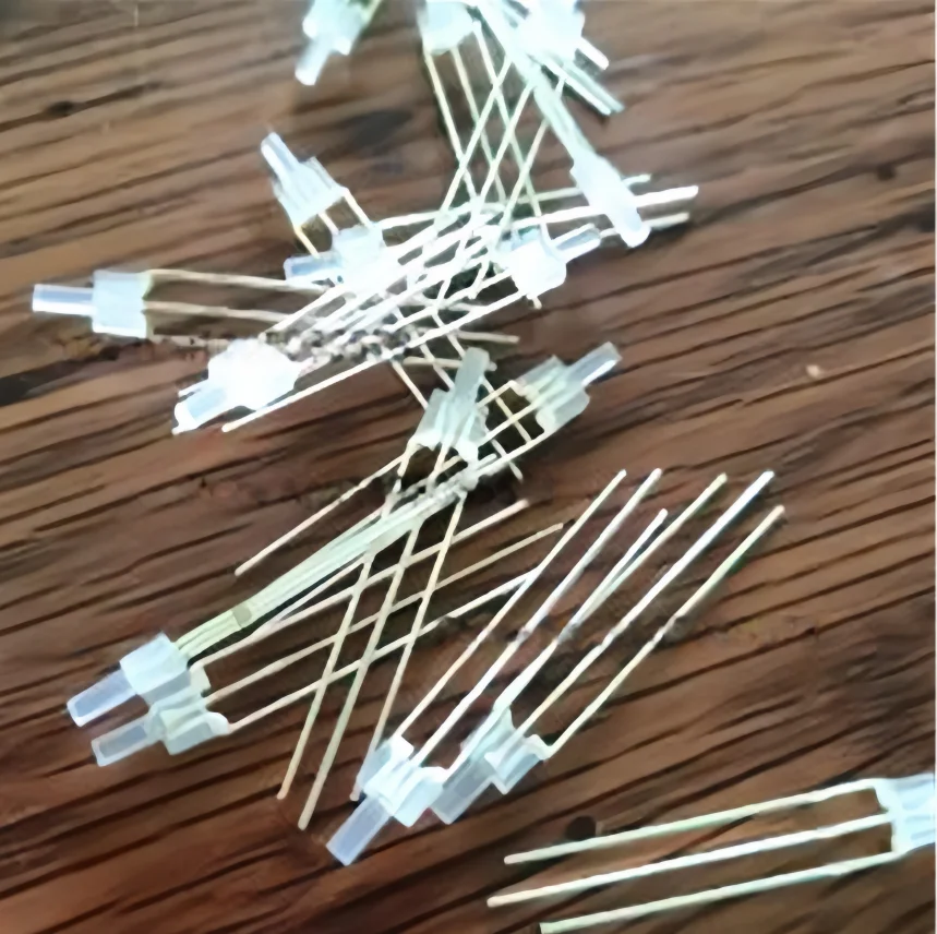 

100 шт., 2 мм, длинная плоская головка, красный и белый двухцветный индикатор, светодиодный светодиод с прямой вставкой