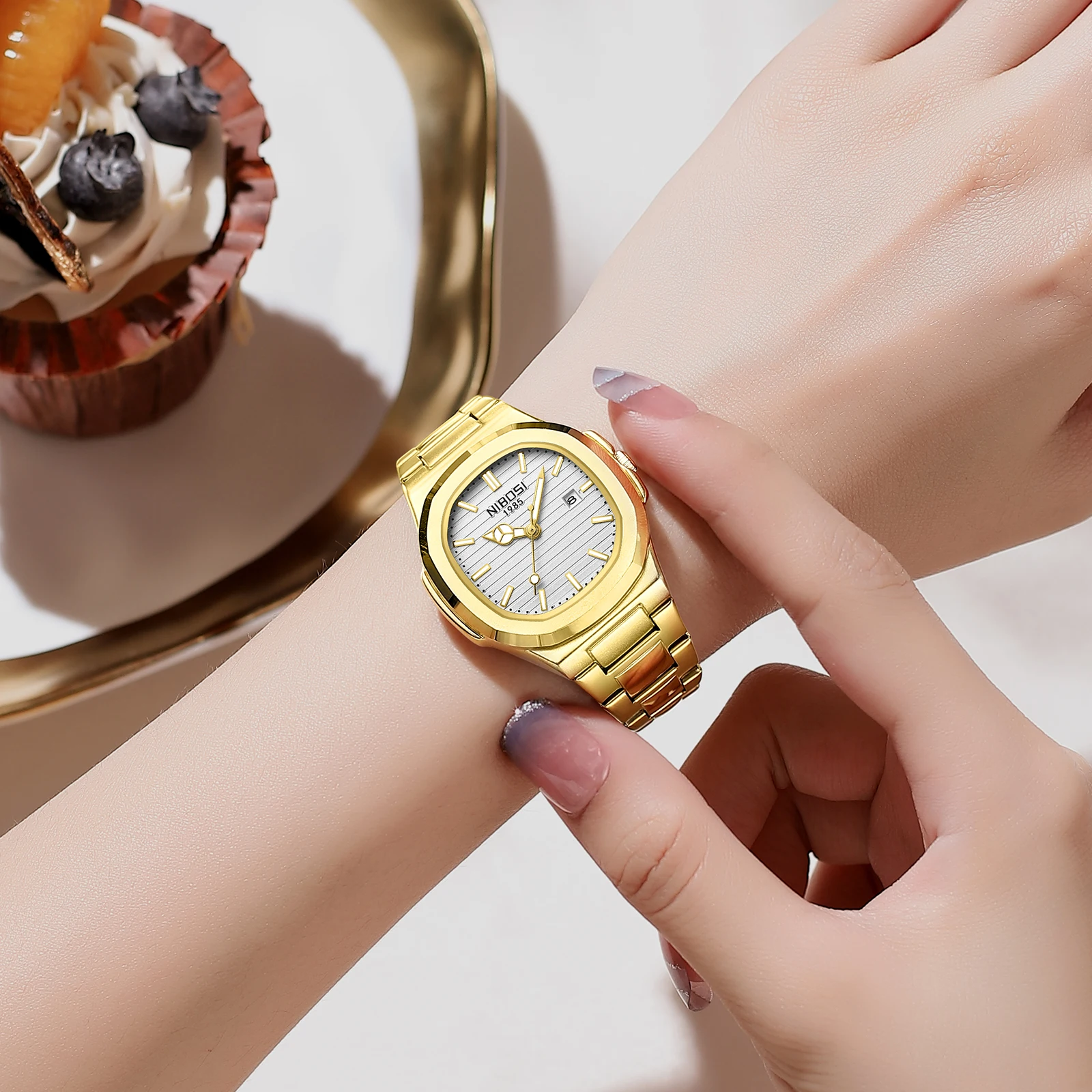 NIBOSI Orologio quadrato di lusso da donna Orologio da donna impermeabile con data luminosa Orologio da donna al quarzo in acciaio inossidabile Reloj femminile