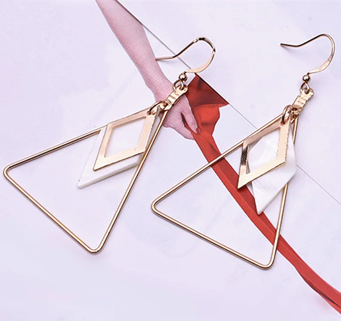 Retro Triangle Earrings Simple Geometry Triangular Female Natural Shell Earrings Fashion Jewelry Accessories Cheap Wholesale