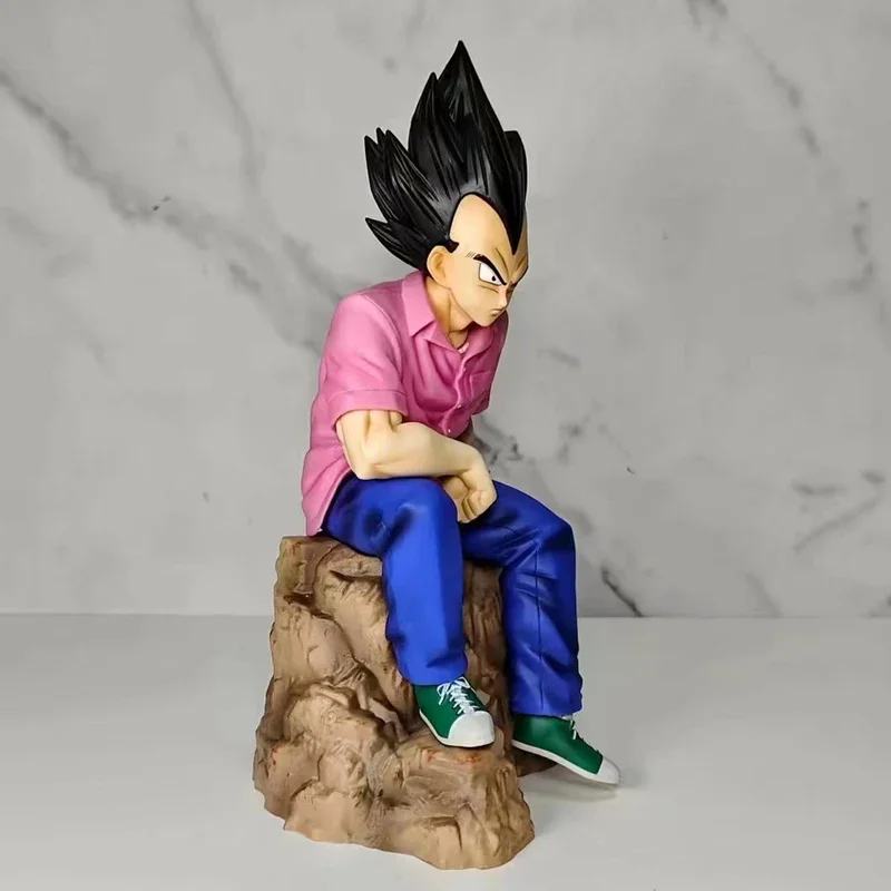 Dragon Ball Z Anime Figure, Casual Wear Action Figures, Figurinha Vegeta FC, Gk 22cm, Boneca Modelo PVC, Brinquedos Ornamento, Sentado