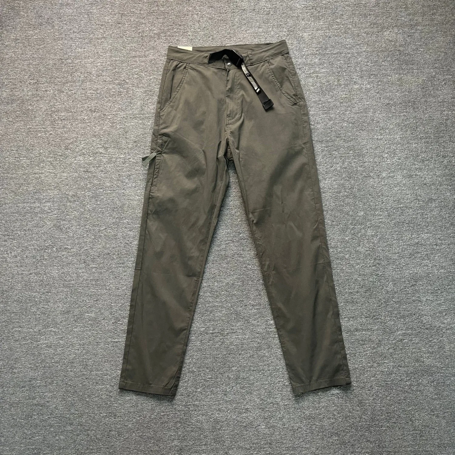 

Outdoor thin, breathable, comfortable, stretchy, slim straight buckle belt sports trousers and overalls