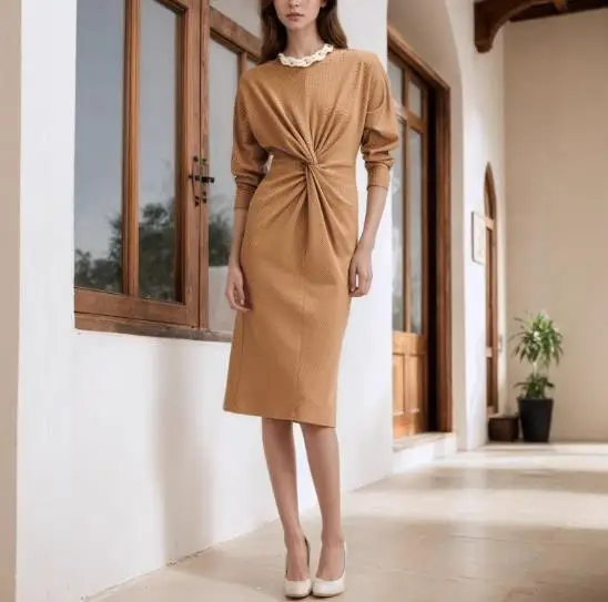 

Elegant Retro Style Solid Color Round Neck Twisted Design Long Sleeved Slim Fit Dress Autumn Women's A-Line Long Sleeved Dress