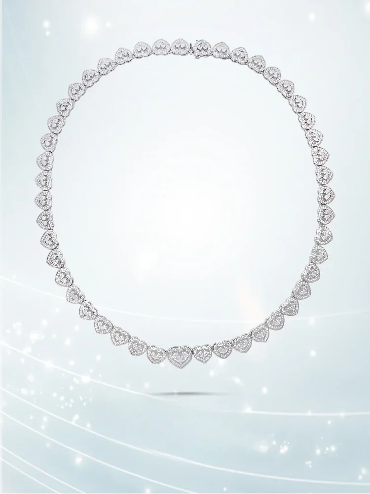 

Luxurious 925 silver necklace with full diamond inlay and high carbon diamonds, exuding a sense of luxury and retro style