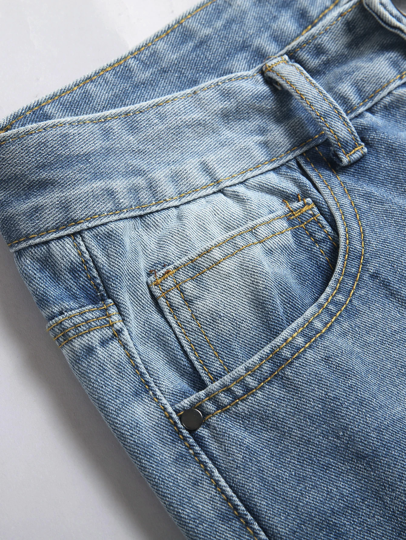 Streetwear da uomo a gamba dritta monopezzo, jeans color rame invecchiato