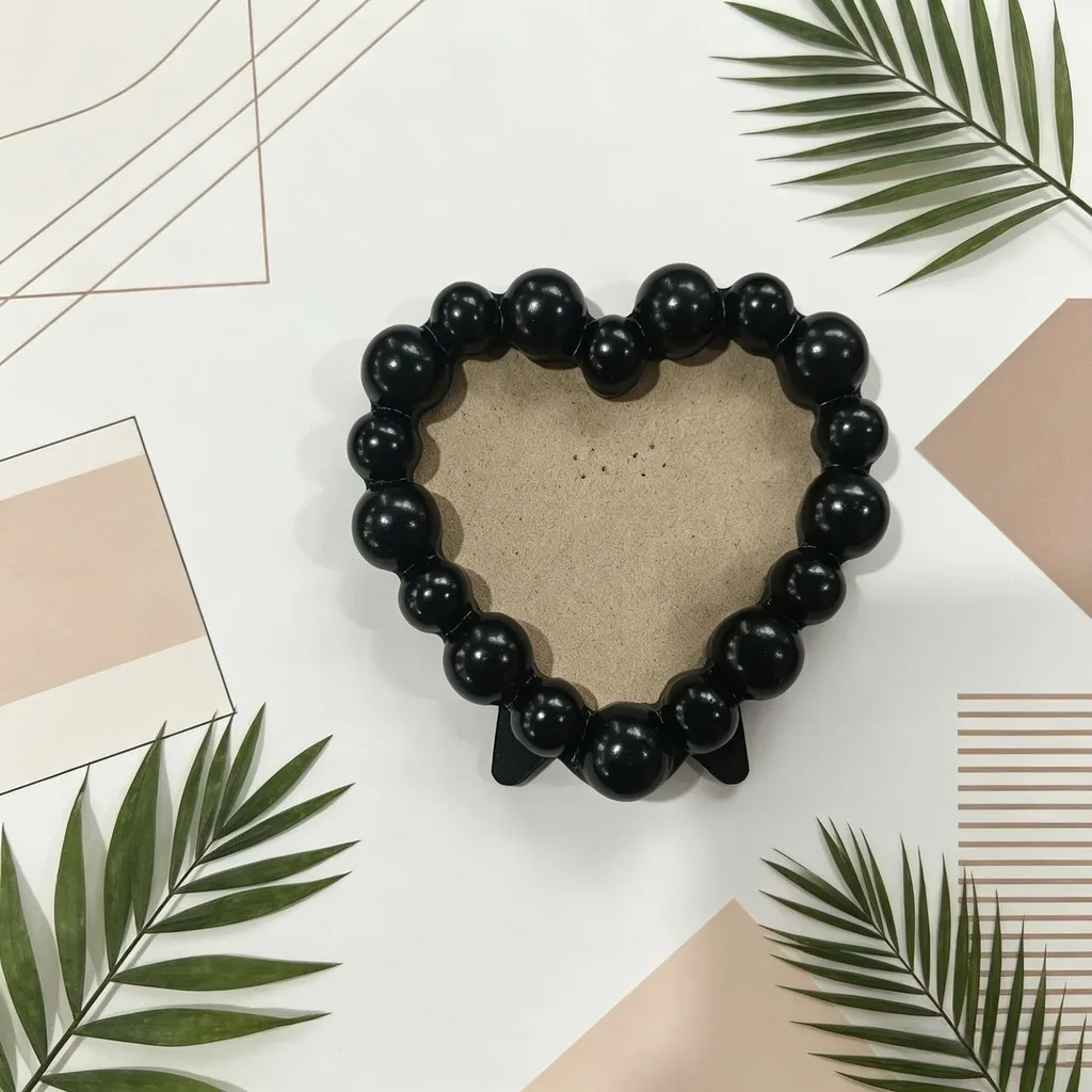 Decorative Resin Photo Frame with Built-In Stand