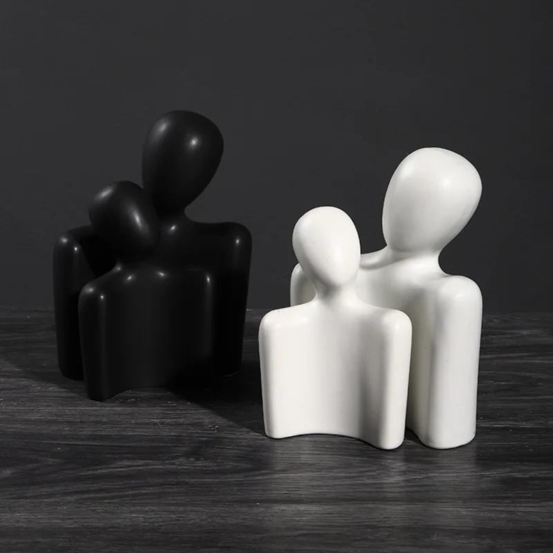 

Couple Hugging Sculpture, Character Accessories, Matte Ceramic Artworks, Modern Home Decoration Crafts, Wedding Gifts