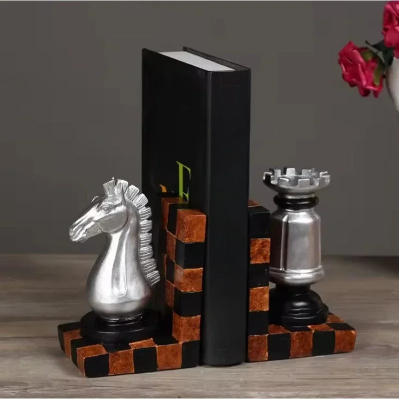 المبيعات المباشرة 1 زوج الراتنج الكتب الحرفية حامل الشطرنج التماثيل الدفتين الدفتين الإبداعية ديكورات المنزل الحلي