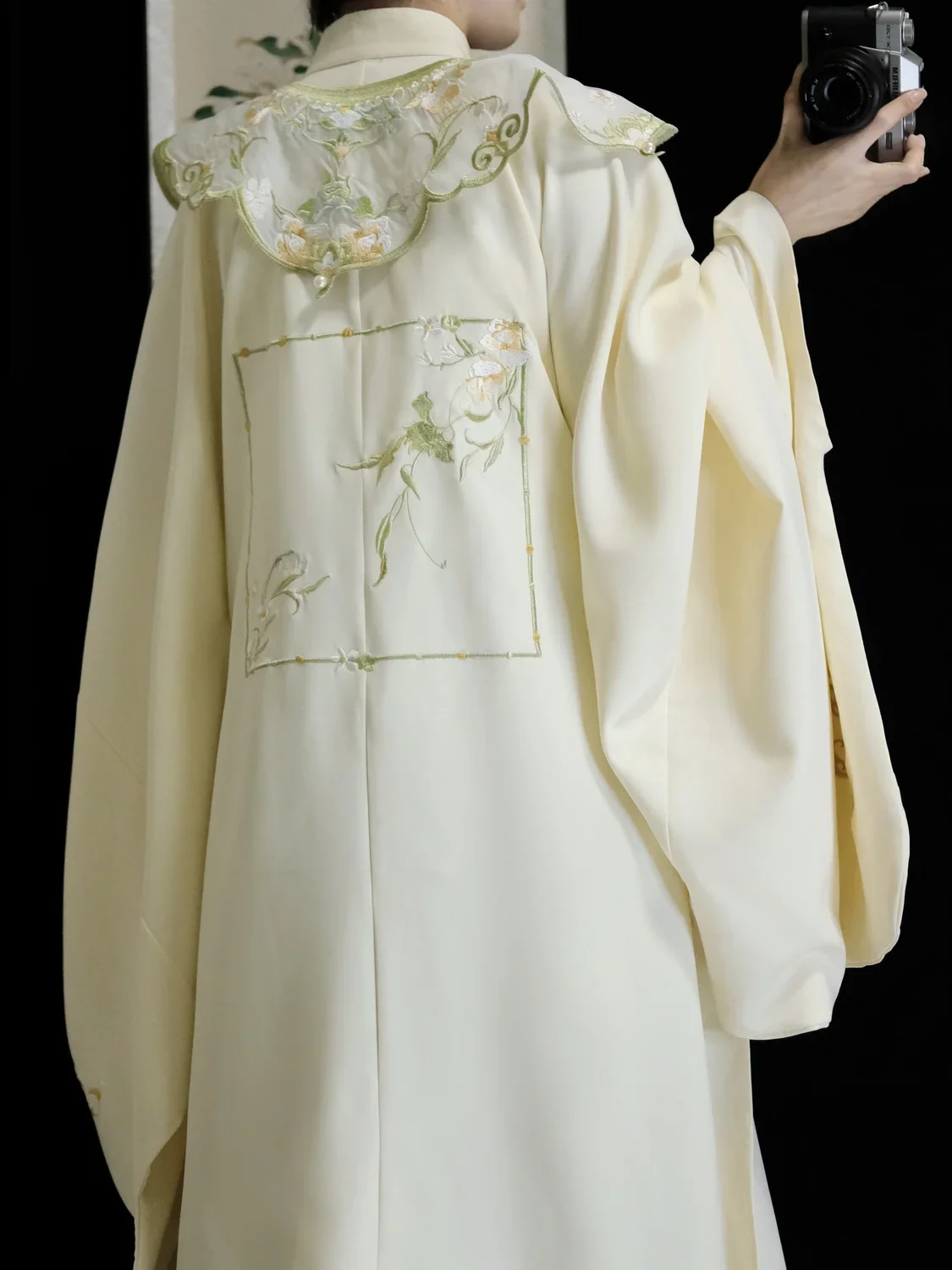 Costume de la dynastie Ming, chemise à col montant, visage de cheval brodé, robe Hanfu d'automne, Han blanc imbibé, robe 03