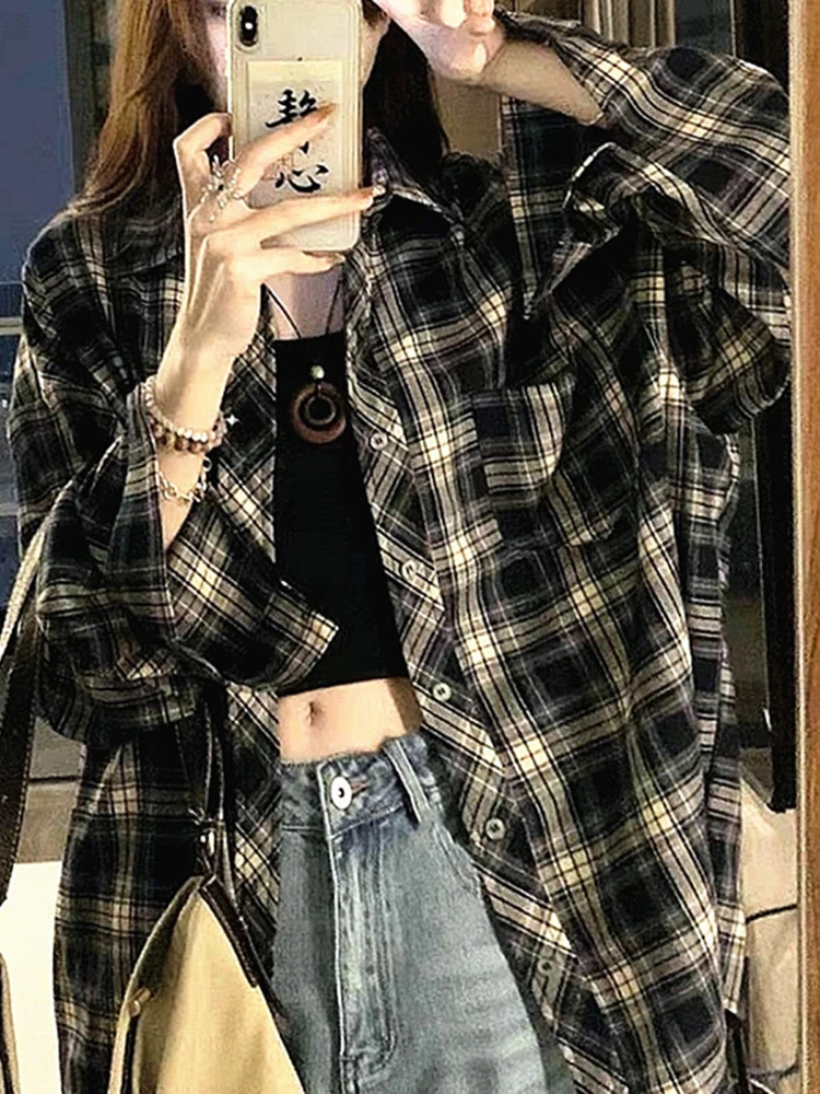 

Classic Plaid Long Sve irt Hong Kong Sle Men's Autumn Open Cardigan Design Sensation Cheered Outerwear Casual Loose Fit