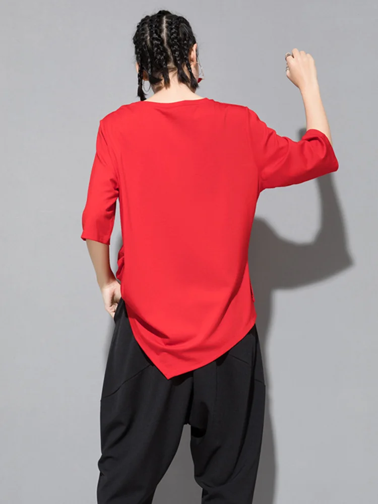 [EAM] Women Red Irregular Pleated Hem Big Size Casual T-shirt New Round Neck Half Sleeve Fashion Tide Spring Summer 2024 JS997